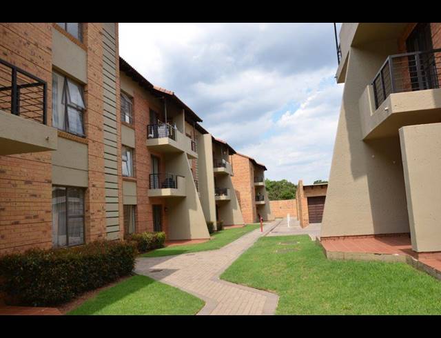 0.5 BEDROOM APARTMENT FOR SALE IN HATFIELD